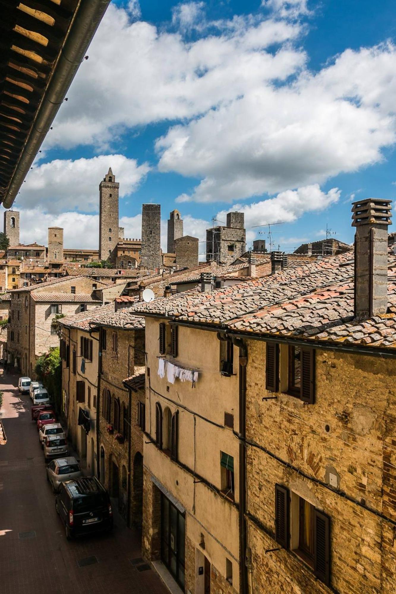 سان جيمينيانو B&B Palazzo Al Torrione المظهر الخارجي الصورة