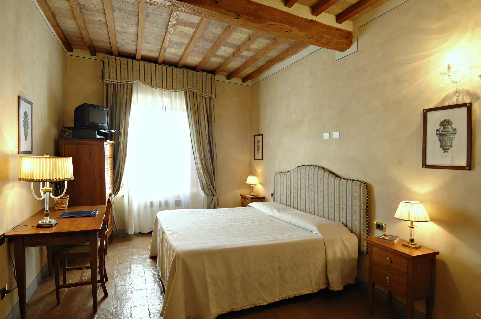 سان جيمينيانو B&B Palazzo Al Torrione المظهر الخارجي الصورة